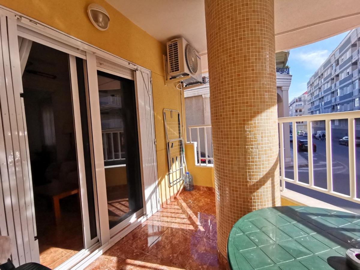 Rent An Apartment In Τορεβιέχα Εξωτερικό φωτογραφία