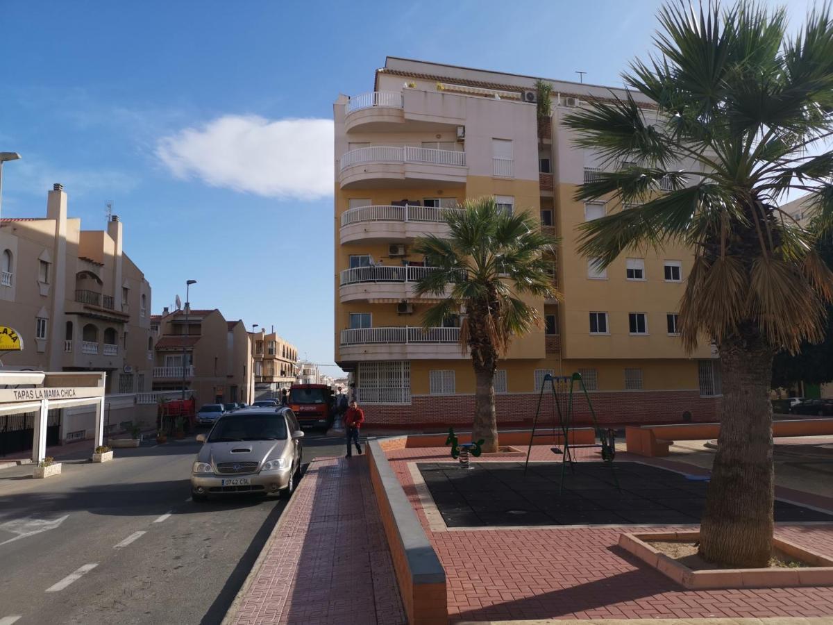 Rent An Apartment In Τορεβιέχα Εξωτερικό φωτογραφία