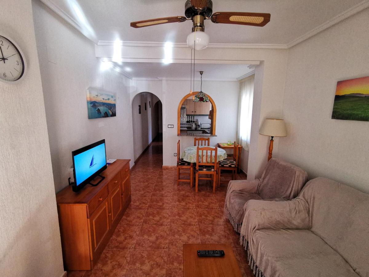 Rent An Apartment In Τορεβιέχα Εξωτερικό φωτογραφία